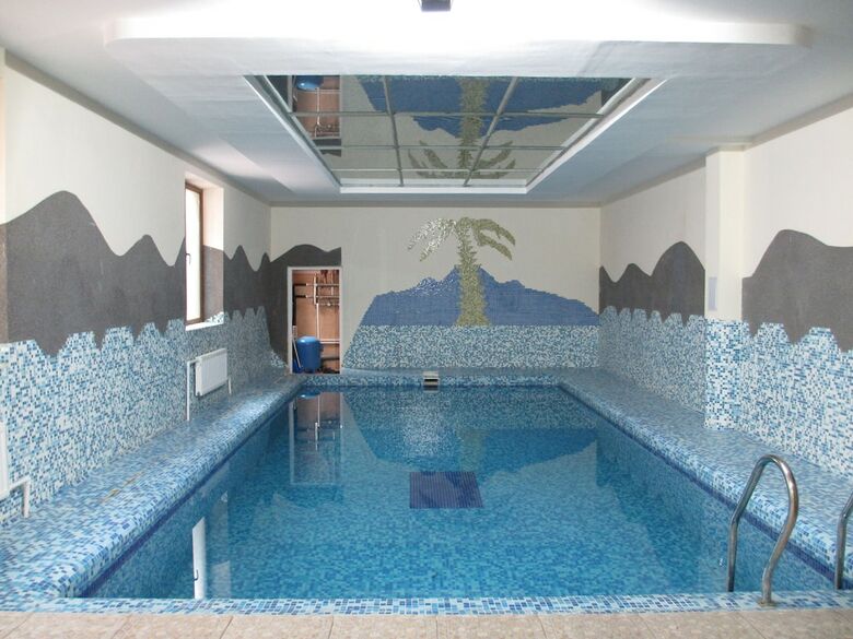 Hotel Grand Uzbegim