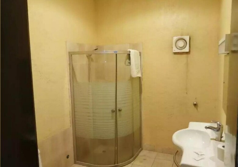 Al Oroba Hotel