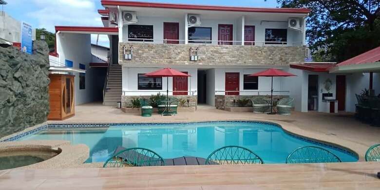 Hotel Out Back