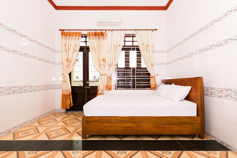 Hostal Spot On 691 Little England Homestay - Hostel