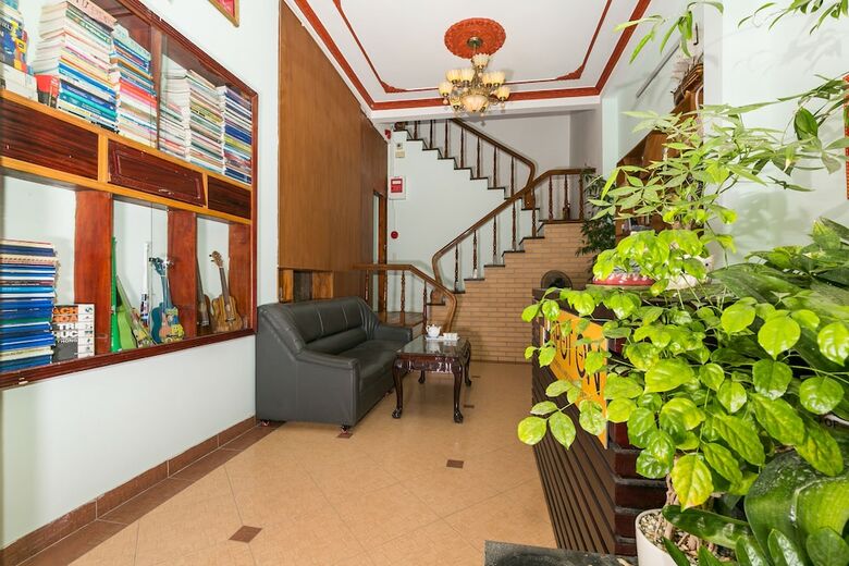 Hostal Spot On 691 Little England Homestay - Hostel