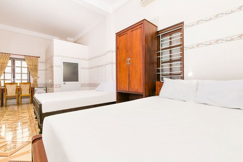 Hostal Spot On 691 Little England Homestay - Hostel