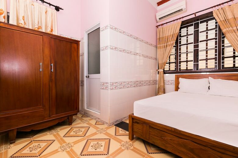 Hostal Spot On 691 Little England Homestay - Hostel