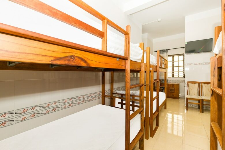 Hostal Spot On 691 Little England Homestay - Hostel