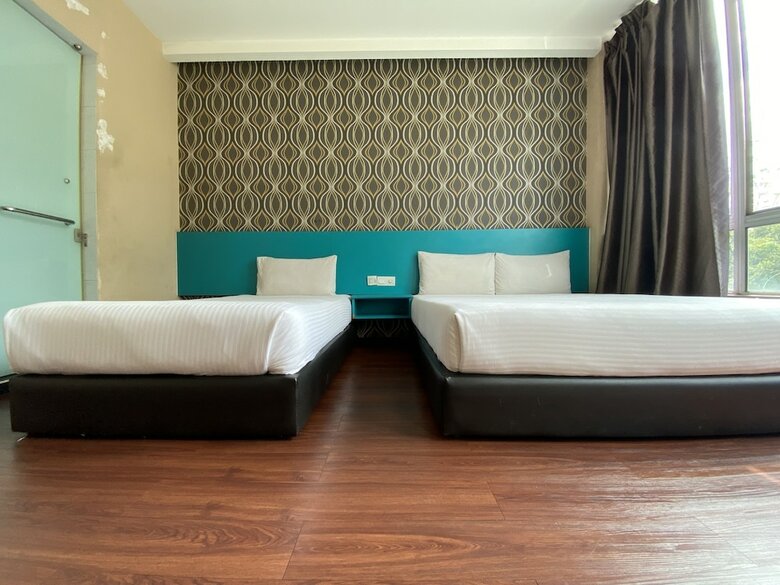 Oyo 89752 7 Days Express Hotel