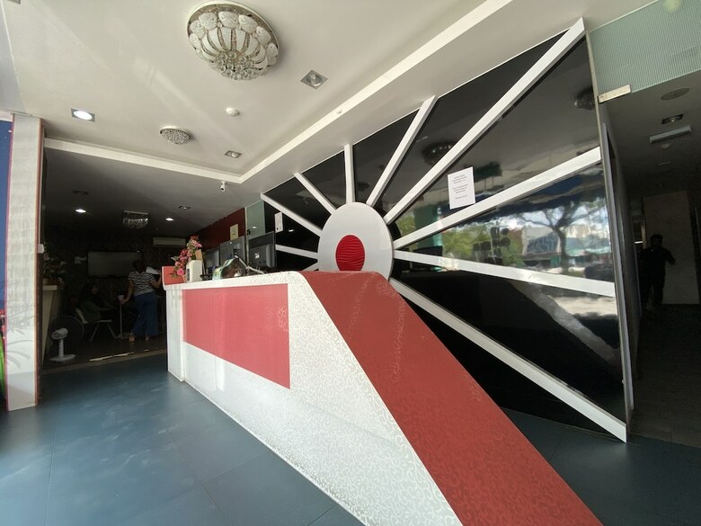 Oyo 89752 7 Days Express Hotel