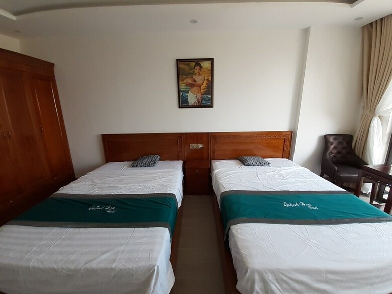 Oyo 747 Quynh Hoa Hotel