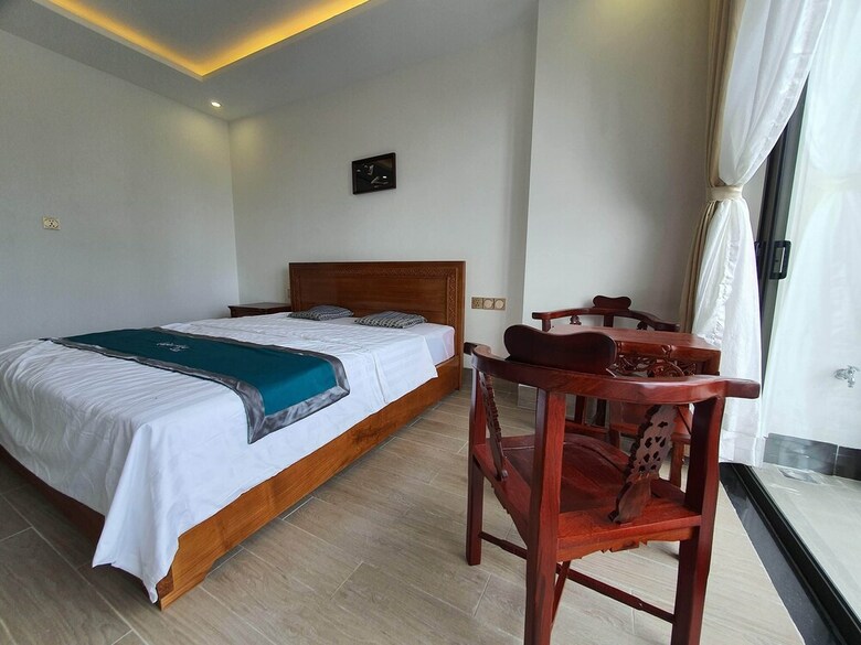 Oyo 747 Quynh Hoa Hotel