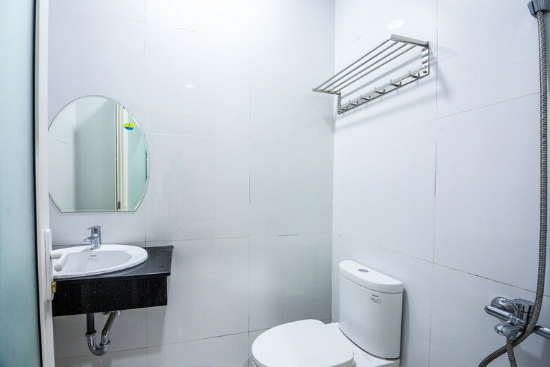 Oyo 706 Thao Tram Luxury Hotel