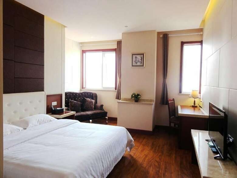 Huaqi Kaiserdom Hotel