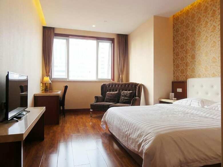 Huaqi Kaiserdom Hotel