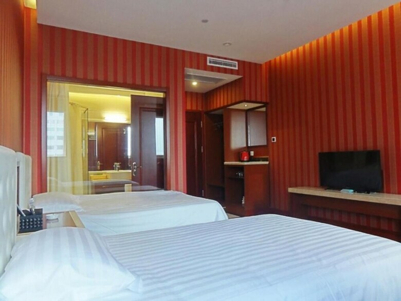 Huaqi Kaiserdom Hotel