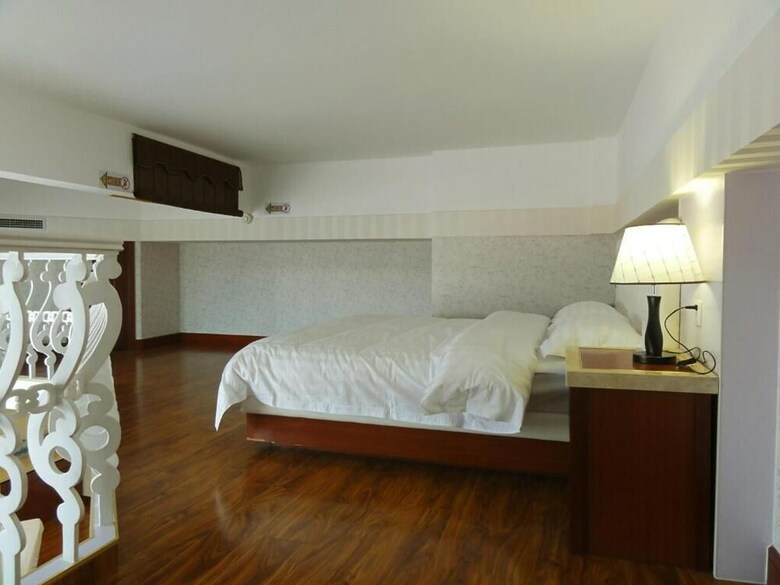 Huaqi Kaiserdom Hotel