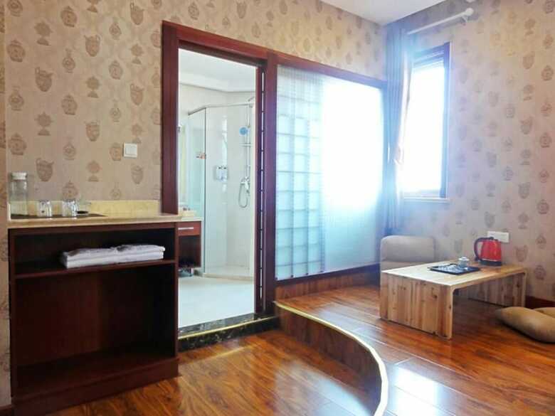 Huaqi Kaiserdom Hotel