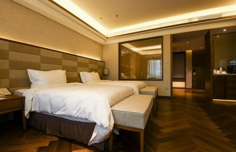 Xihai Holiday Hotel