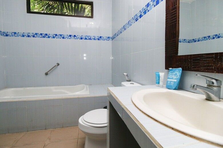 Hotel Airy Jimbaran Celagi Basur 1 Bali