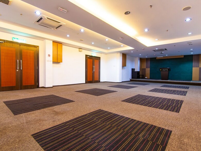 Oyo 89995 Glex Hotel Pandan City
