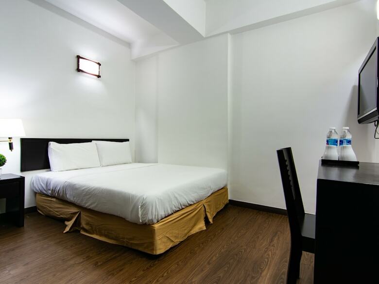 Oyo 89995 Glex Hotel Pandan City