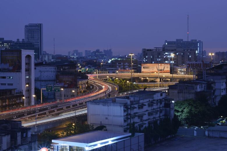 Amarin Hotel Rama 8