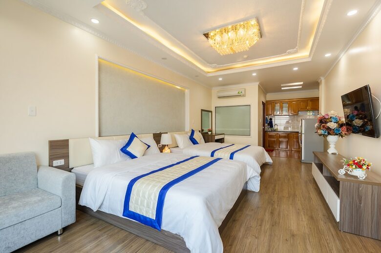 Pho Xanh Marina Hotel