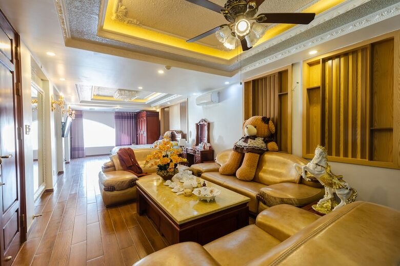 Pho Xanh Marina Hotel
