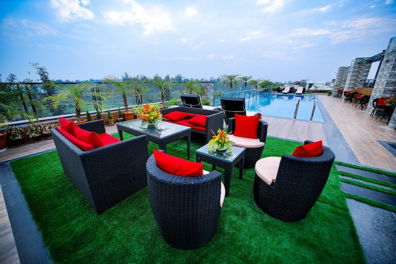 Hotel Cygnett Inn Sea View