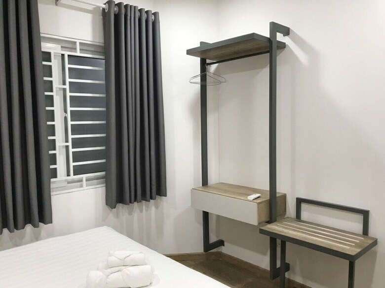 P&l Apartment