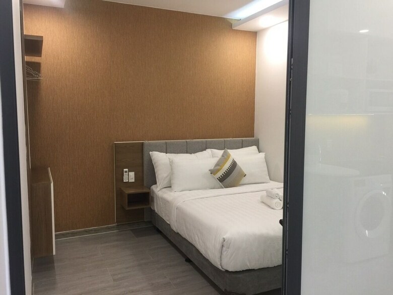 P&l Apartment
