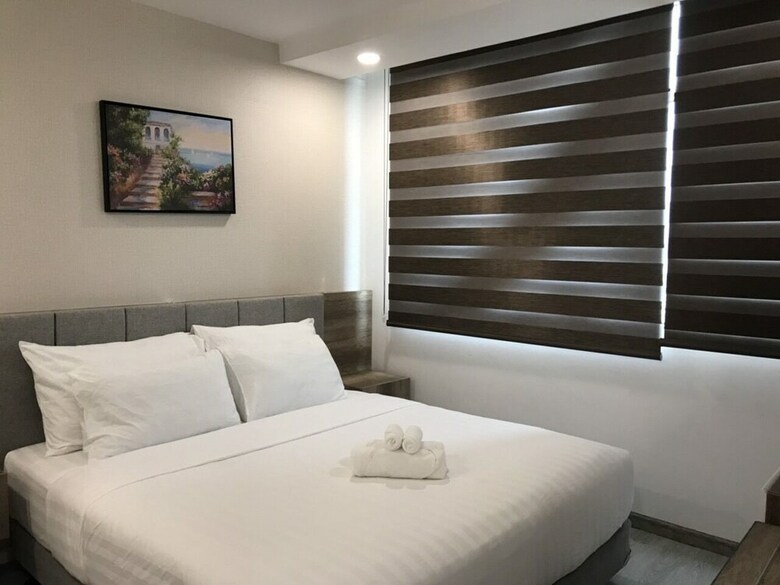 P&l Apartment