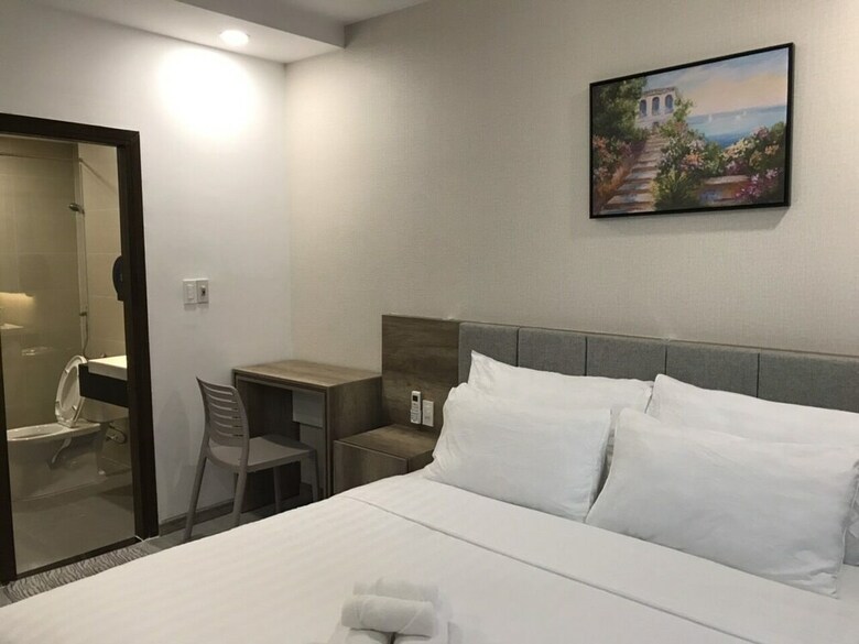 P&l Apartment