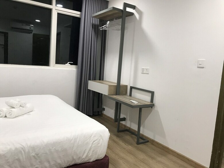 P&l Apartment
