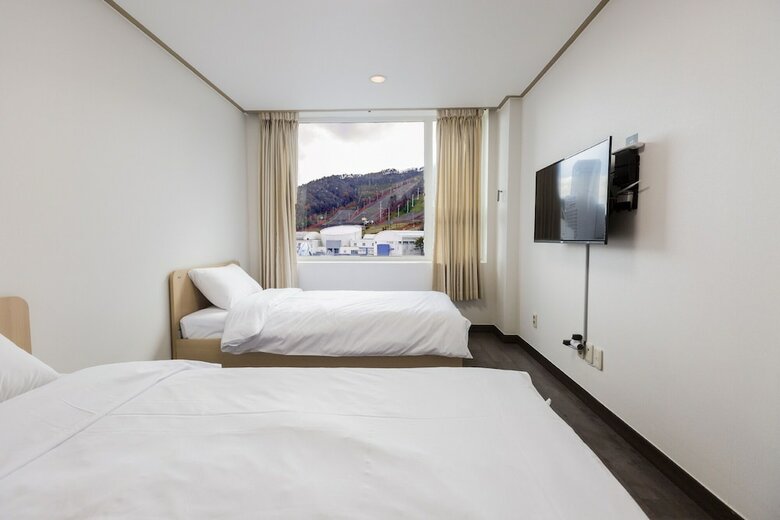 The White View Pension