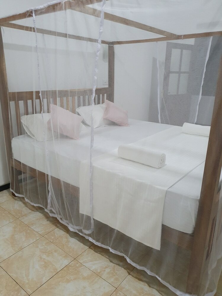 Hotel Clara Guest