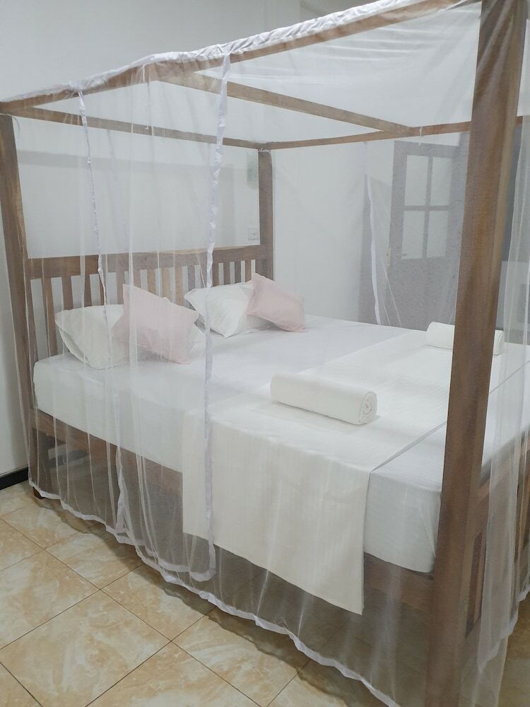 Hotel Clara Guest