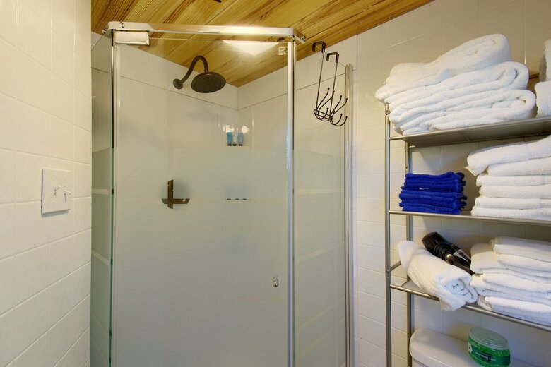 Parker Creek Bend Cabins