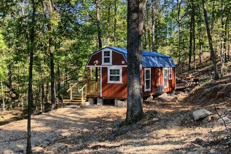 Parker Creek Bend Cabins