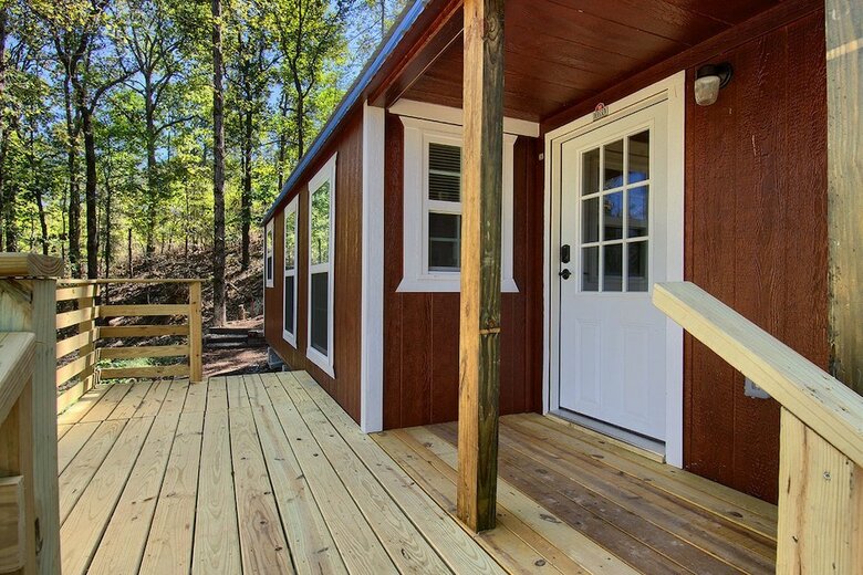 Parker Creek Bend Cabins