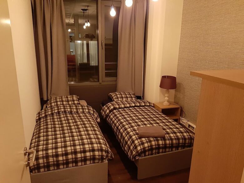 Diamond Bourse Apartments