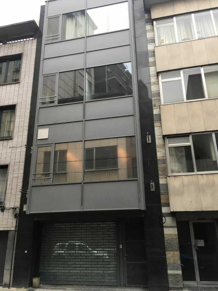 Diamond Bourse Apartments