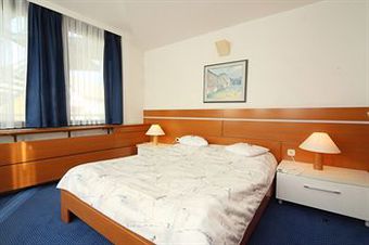 Hotel Lek