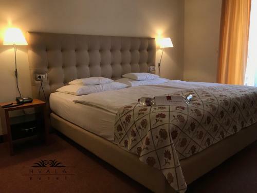 Hotel Hvala - Restaurant Topli Val