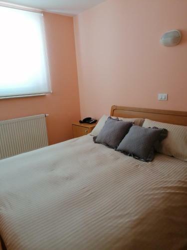 Hostal Apartment Modrina