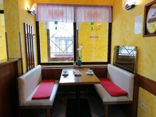 Hostal Apartment Modrina