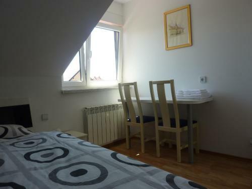 Hostal Guesthouse Mira G.