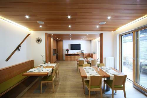 Apartments And Rooms Bernik