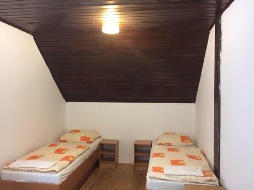 Youth Hostel Nika
