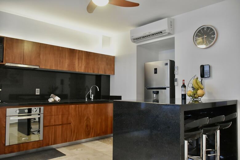 Hotel Kuxtal Condos By Select