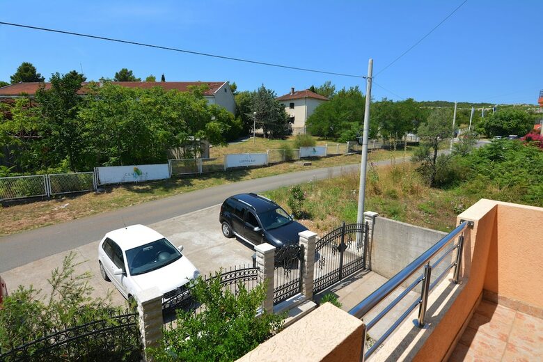 Apartment Dama
