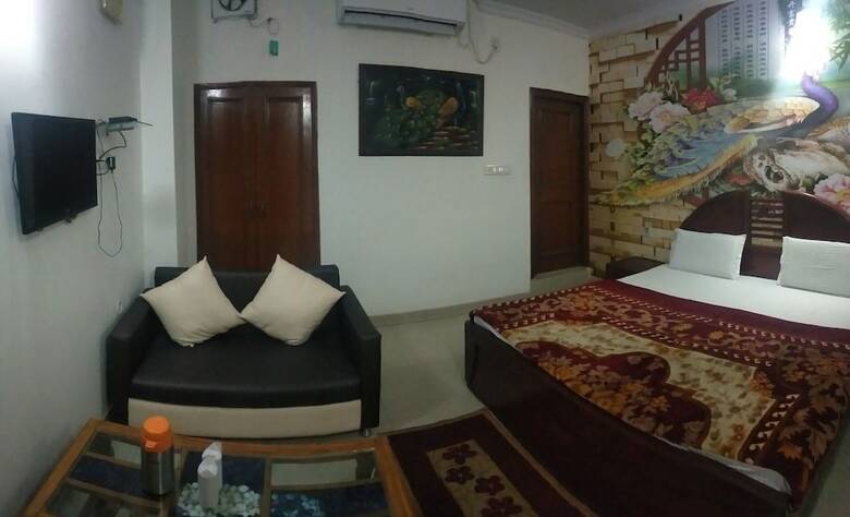 Hotel Neelkanth