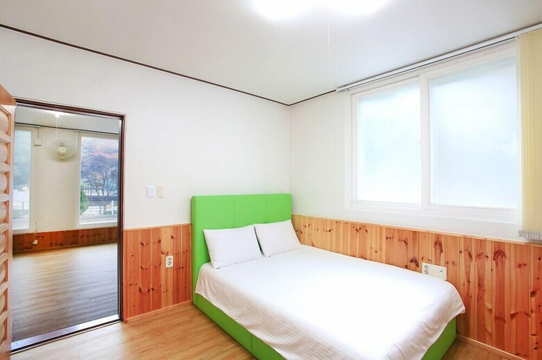 Jihees House